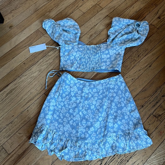 NWT Reformation SOFIE SINEAD FLORAL 2 PIECE SET Size 4 - Picture 8 of 11